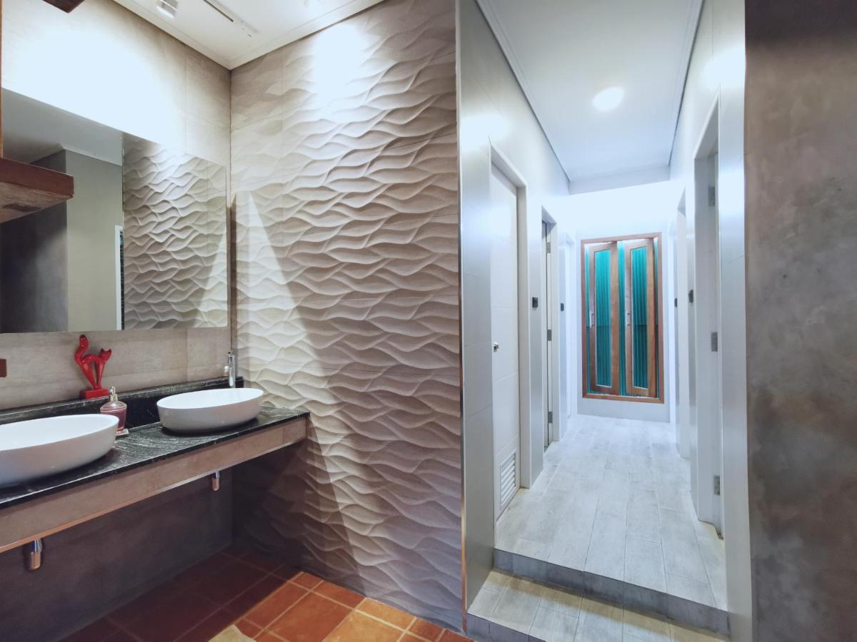 Tavee Guesthouse 曼谷 外观 照片